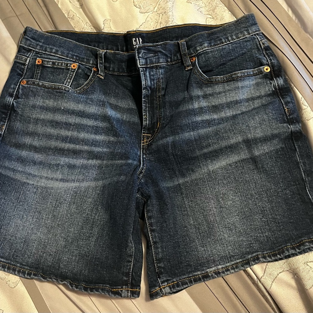 Gap stretch denim shorts 10/30